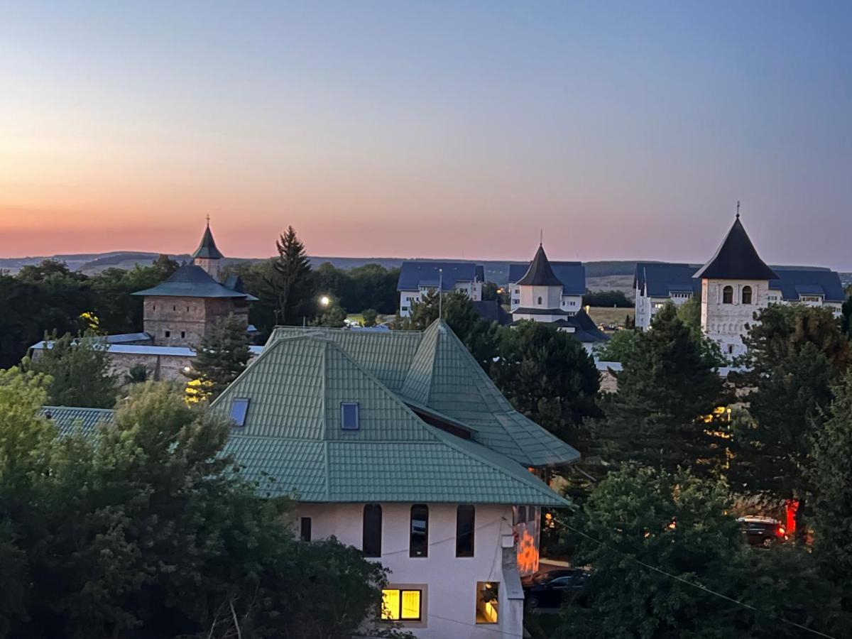 Altheda Living Zamca Apartamento Suceava Exterior foto